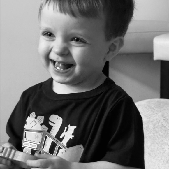 Meet your Posher, Sara - Picture 7 of 8